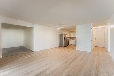 705 S Alton Way unit 5C, Denver, CO 80247 - photo 5