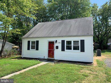 111 Polk Dr, Manassas Park, VA 20111 - photo 2