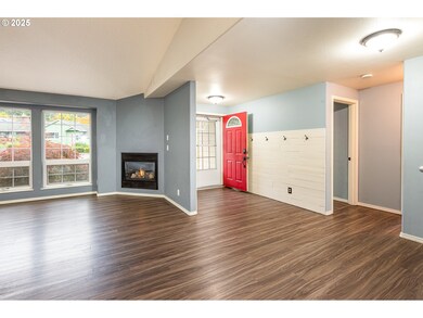 1205 S 13th St, Cottage Grove, OR 97424 - photo 4