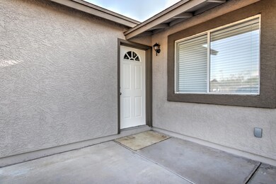 124 S Malcolm Dr-5