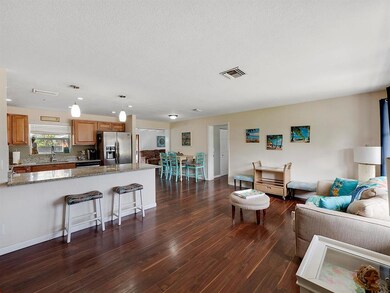 Kitchen/Living