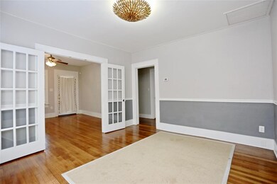 1036 W Gardner St, Houston, TX 77009 - photo 5