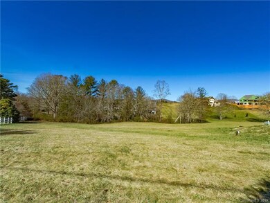 79 Summer Breeze Dr unit 1, Fletcher, NC 28732 - photo 2