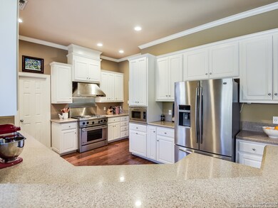 15661 Chinquapin, Helotes, TX 78023 - photo 7