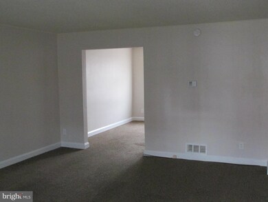 1022 Arncliffe Rd, Essex, MD 21221 - photo 4