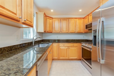 10 Hutchins St unit 3, Concord, NH 03301 - photo 4