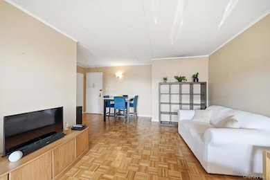 The Quincy unit 6-V, Mount Vernon, NY 10550 - photo 4