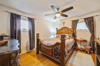 08_712EElmSt_2035_HiRes