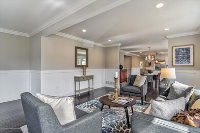 07-Living Room