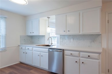 120 Rowe Ave, Pawtucket, RI 02861 - photo 4