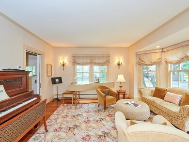 16 Harrison St, Newton Highlands, MA 02461 - photo 4