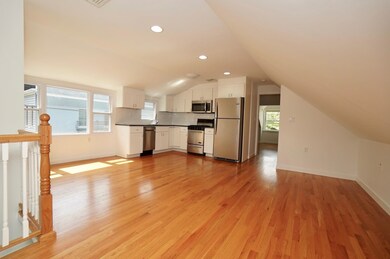 100 Shippen St unit 3, Weehawken, NJ 07086 - photo 2