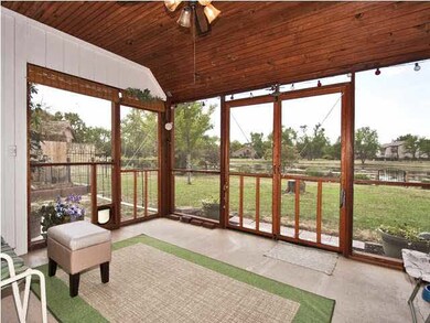 awesome screened in proch overlooking the lake!