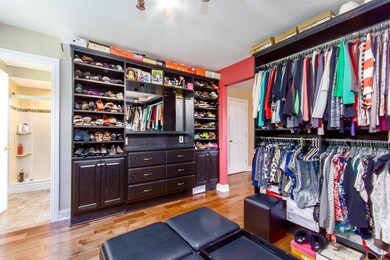 4234 Fredericksburg Ave, Columbus, OH 43228 - photo 7