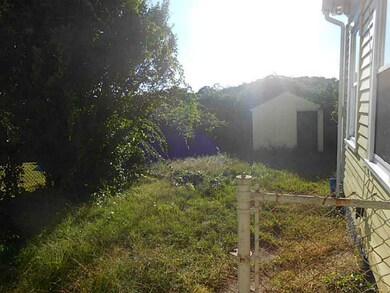 683 Dyer Ave, Cranston, RI 02920 - photo 3