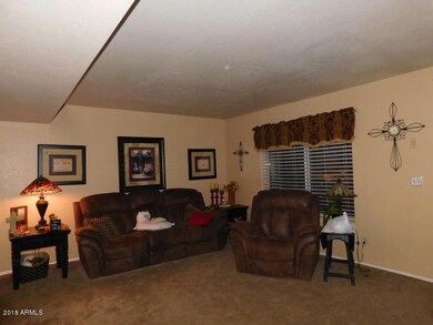 Living room 3