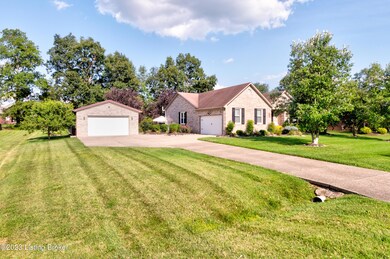 472 Wava Dr, Mount Washington, KY 40047 - photo 2