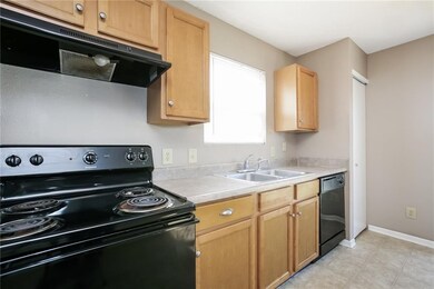 1014 Maple Run Dr, Sheridan, IN 46069 - photo 6