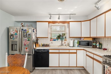 13025 N Boone Rd, Columbia Station, OH 44028 - photo 5