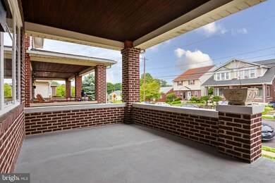 1916 W Washington St, Allentown, PA 18104 - photo 3