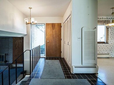 2642 Page Ct, Ann Arbor, MI 48104 - photo 6