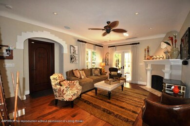 4 Living Room