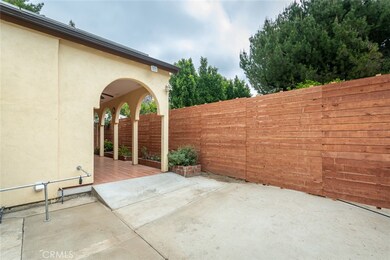 5617 Katherine Ave, Van Nuys, CA 91401 - photo 4