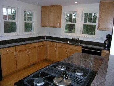 44 Pettee St, Newton Upper Falls, MA 02464 - photo 3