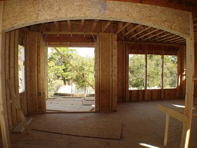 KITCHEN TO DR & GREAT ROOM
