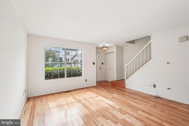 18906 Ebbtide Cir, Germantown, MD 20874 - photo 3