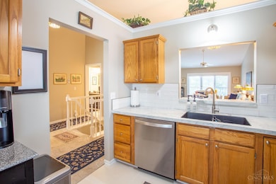 5453 Hanover Cir, Cincinnati, OH 45230 - photo 7