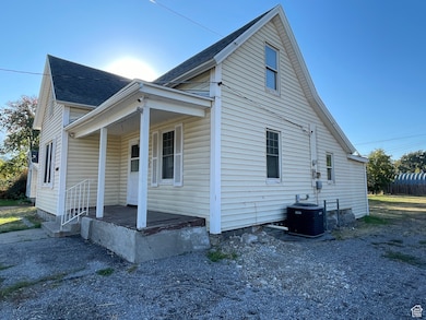 426 E 200 S, Logan, UT 84321 - photo 3