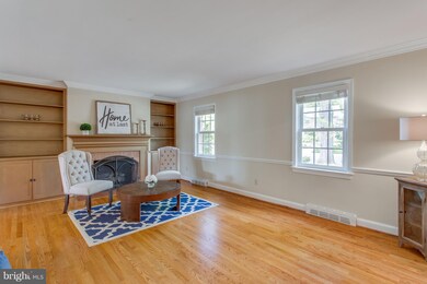 1004 Vassar Rd, Alexandria, VA 22314 - photo 5