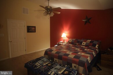 943 Isaac Chaney Ct, Odenton, MD 21113 - photo 5