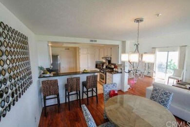 Kitchen seen from the dining room 
