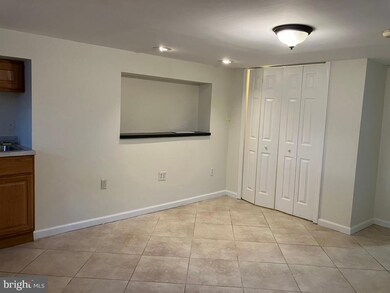 2516 5th St S unit B, Arlington, VA 22204 - photo 7