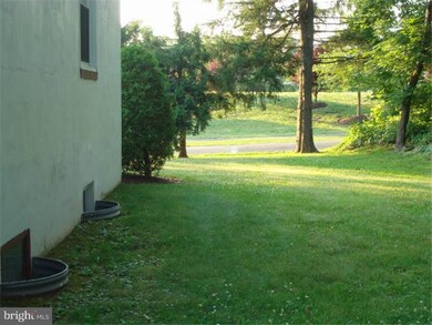 1264 James Rd, Pennsburg, PA 18073 - photo 7