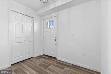 402 Smokering Dr, Robesonia, PA 19551 - photo 5