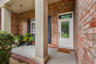 710 Prestwick Dr_20230926_030