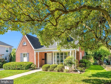 203 Magnolia Ave, Frederick, MD 21701 - photo 3