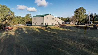 1370 N River Rd, Mulvane, KS 67110 - photo 6