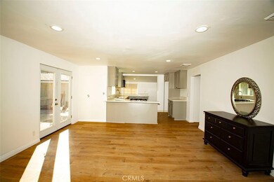 4256 Lennox Blvd, Inglewood, CA 90304 - photo 2