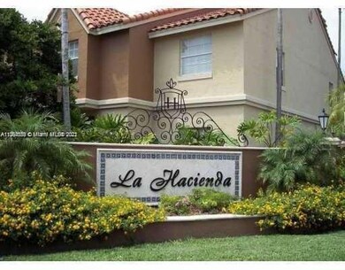 18328 NW 68th Ave unit N, Hialeah, FL 33015 - photo 2