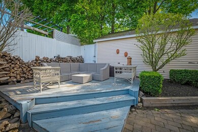 9 Columbia Rd, Marblehead, MA 01945 - photo 5