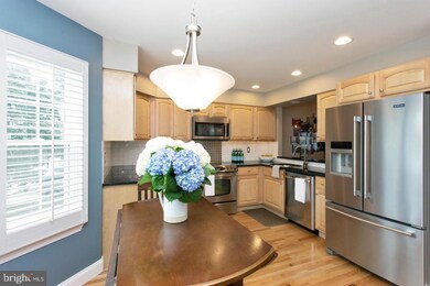 9626 Hadleigh Ct, Laurel, MD 20723 - photo 3