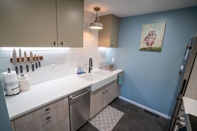 32 Autumn Ln, Amherst, MA 01002 - photo 6