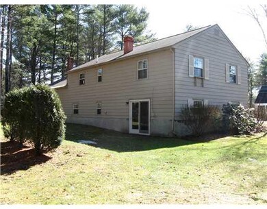 33 Apple Tree Ln, Manchester, ME 04351 - photo 4