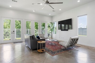 Living room with lots of natural light.