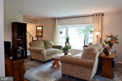 153 Fenwick Ct, Delran, NJ 08075 - photo 2