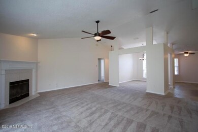 1515 Walnut Creek Dr, Fleming Island, FL 32003 - photo 2